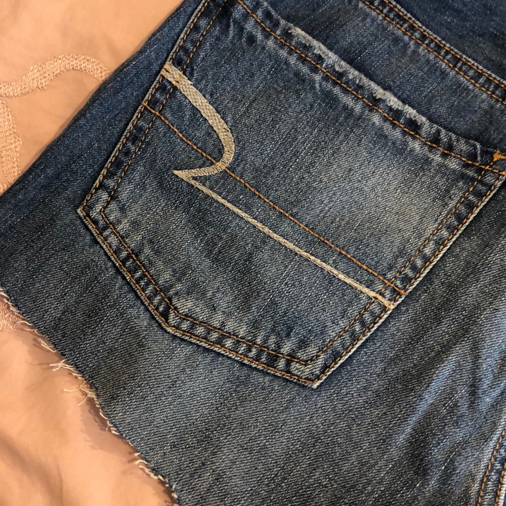 Shorts - Picture 5 of 5